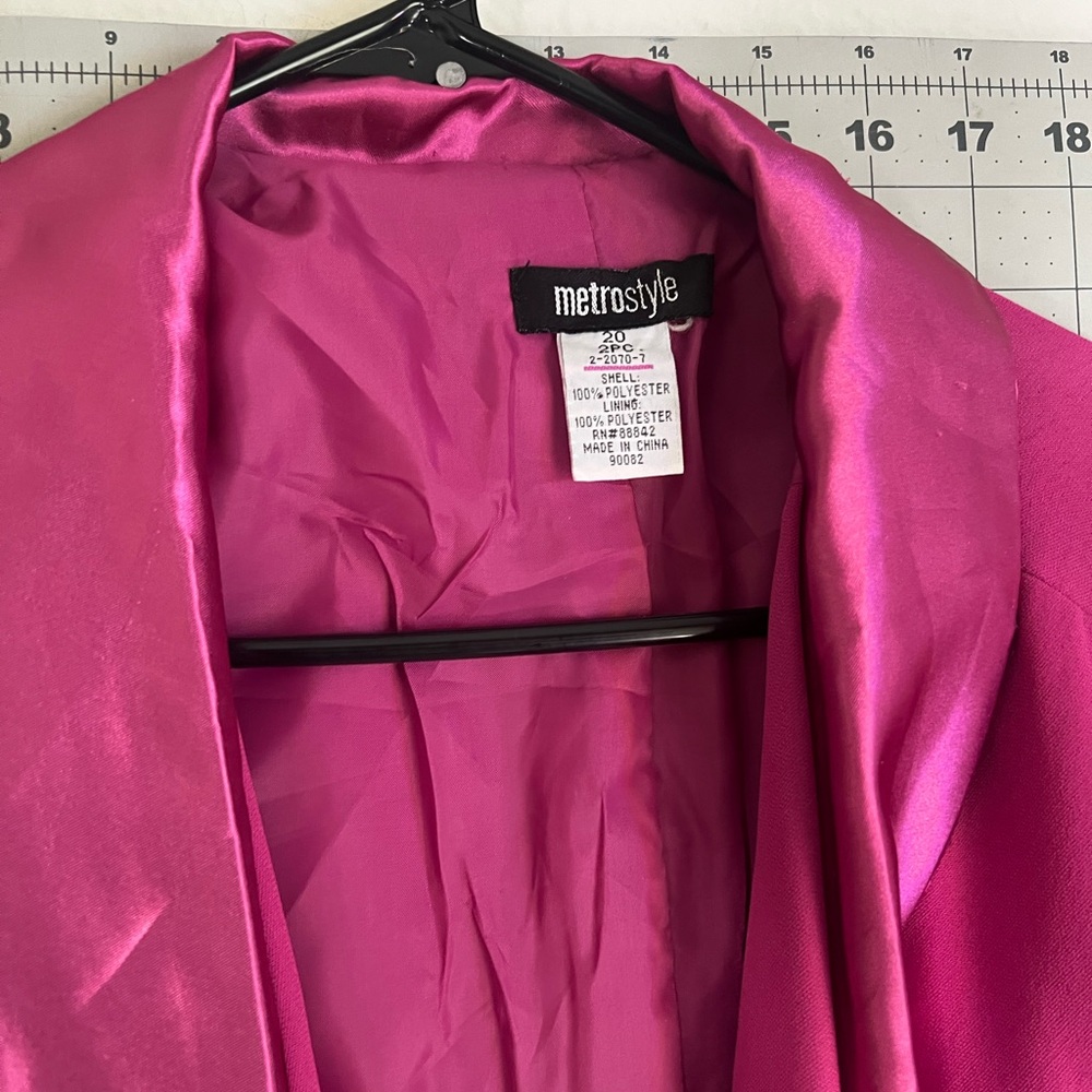Metrostyle Pink Blazer Satin Finish Statement Piece